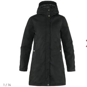 Black Kiruna Padded Parker Fjallraven